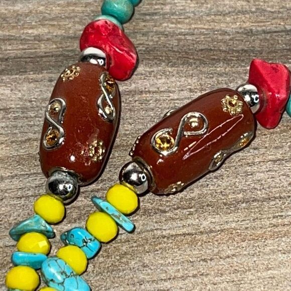 Mala Following Dreams Turquoise Color Bead and Wood Necklace - Picture 4 of 9